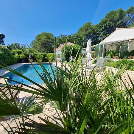 Maison Villa Pierrevert ภายนอก รูปภาพ