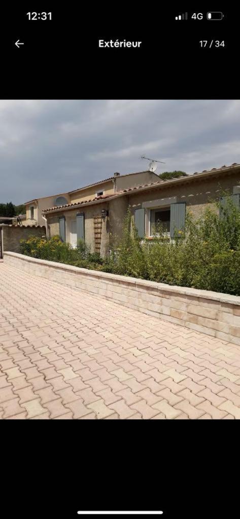 Maison Villa Pierrevert ภายนอก รูปภาพ